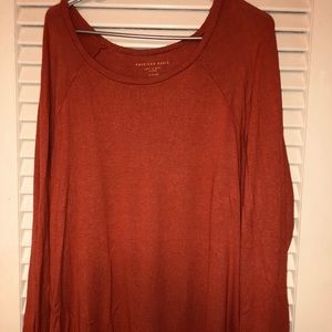 american eagle plush long sleeved tee